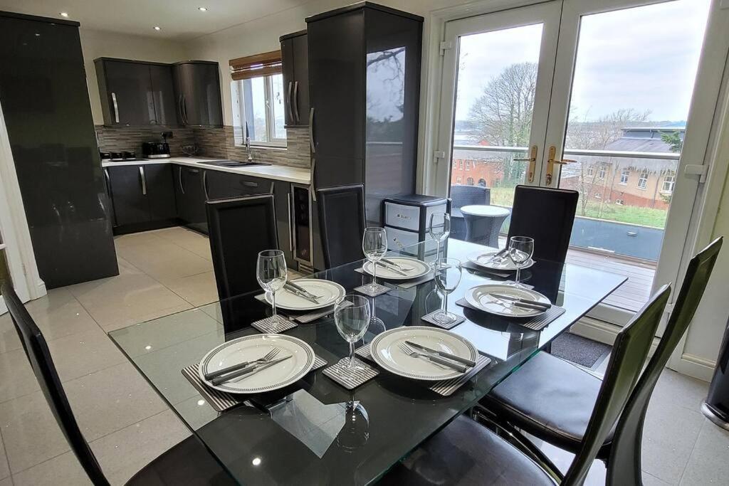 Tides Reach - 3 Bedroom Holiday Home - Llanreath - Pembroke Dock Exterior foto